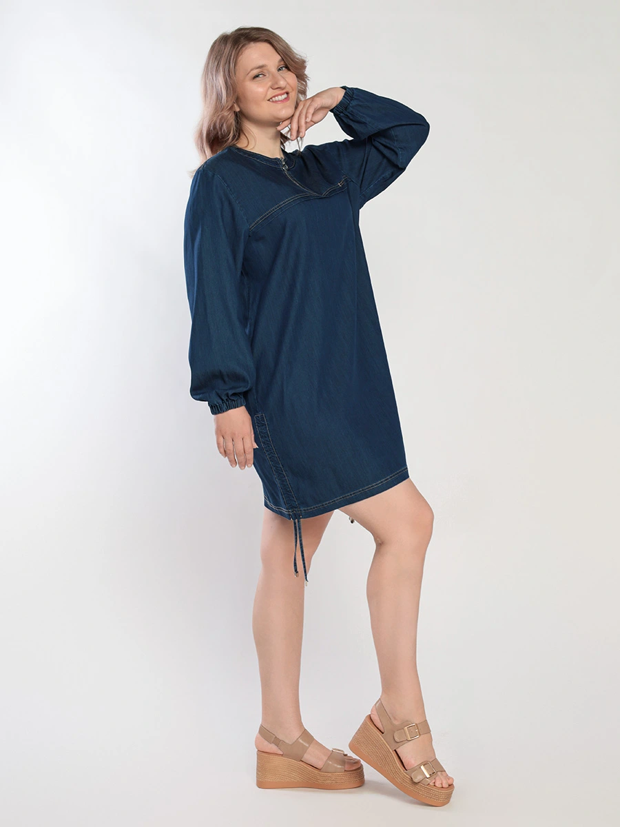 Платье свободного кроя синего цвета